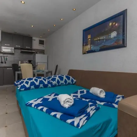 In With Sea View, Terrace, Air Conditioning, Wifi 4628-6 Daire Crikvenica