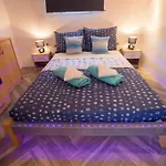 شقة In With Sea View, Terrace, Air Conditioning, Wifi 4628-6 *
