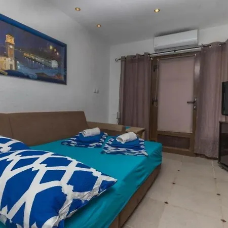 Apartman In With Sea View, Terrace, Air Conditioning, Wifi 4628-6 *