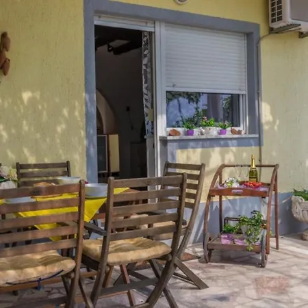 In With Sea View, Terrace, Air Conditioning, Wifi 4628-6 Apartman Crikvenica