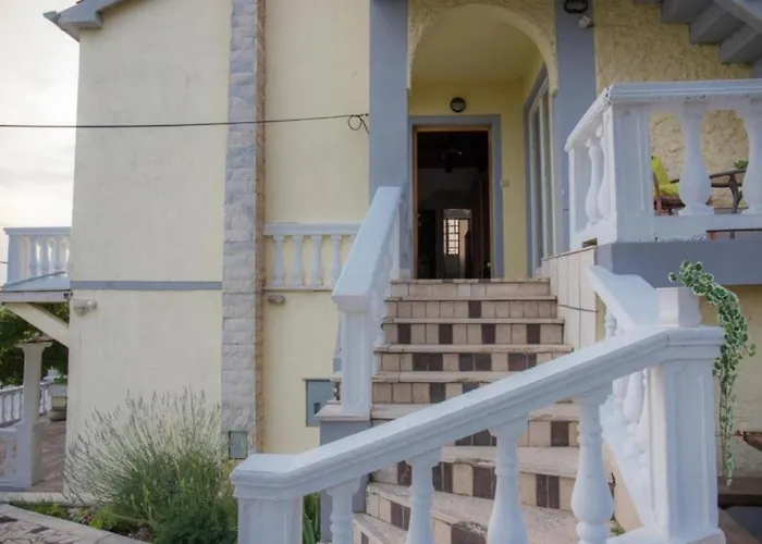 In With Sea View, Terrace, Air Conditioning, Wifi 4628-6 * Crikvenica