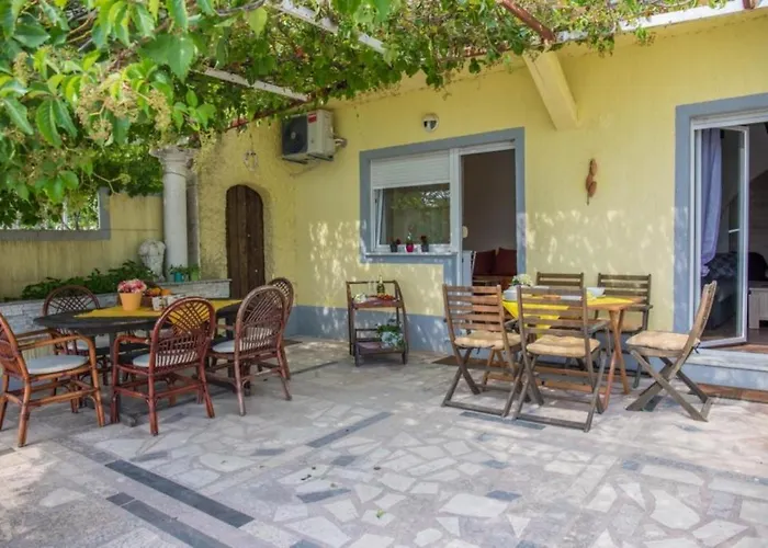 In With Sea View, Terrace, Air Conditioning, Wifi 4628-6 Apartment